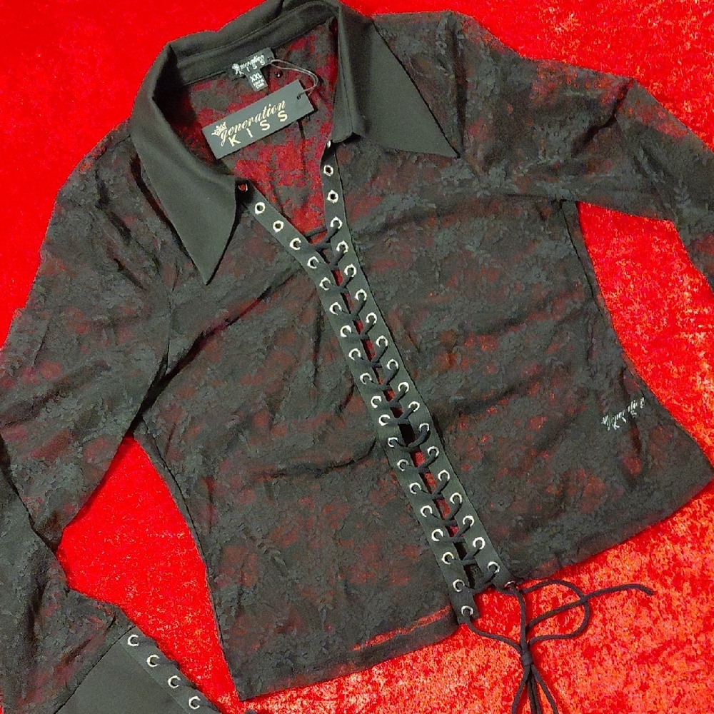 DOLLSKILL GENERATION KISS 1X Black Lace-Up Gothic Blouse